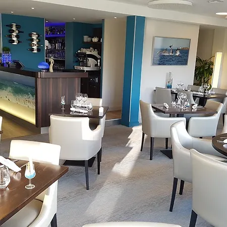 Hotel Logis Du Large 3*